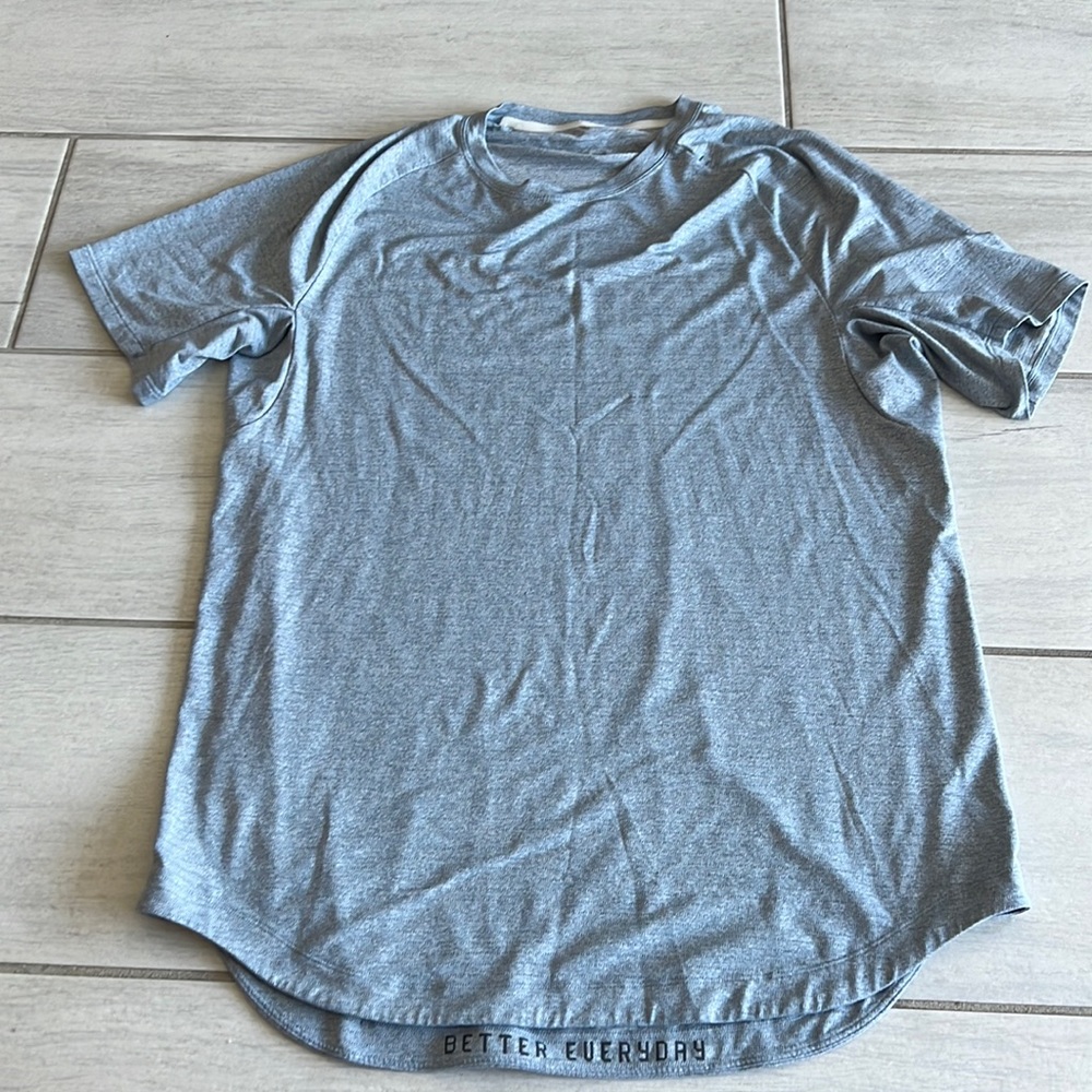 lululemon men’s t shirt